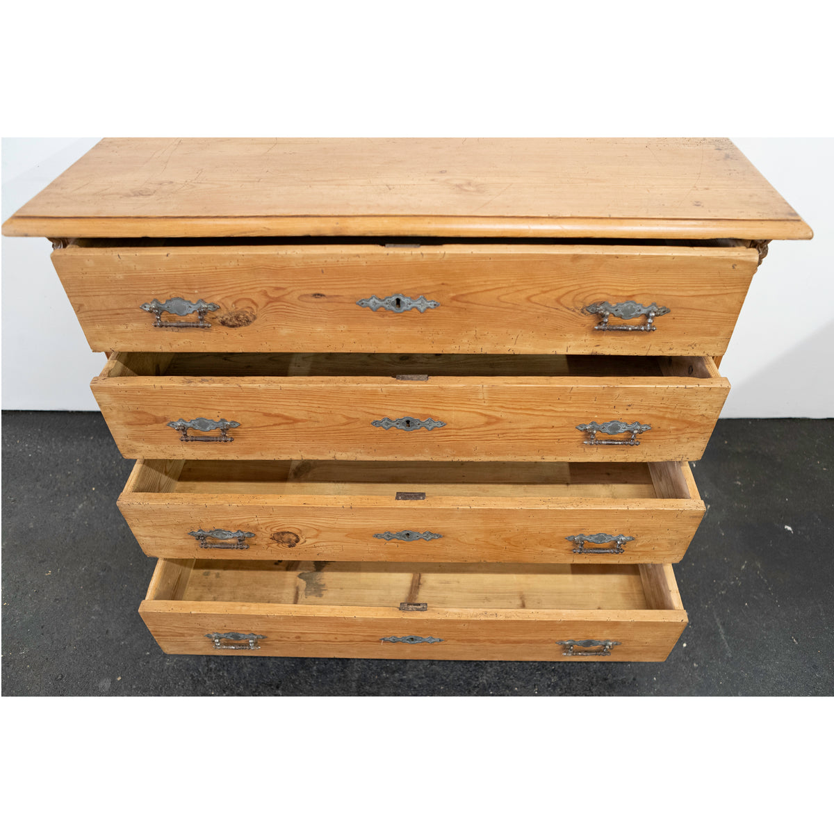 Antique Pine Continental Chest of Drawers | The Architectural Forum