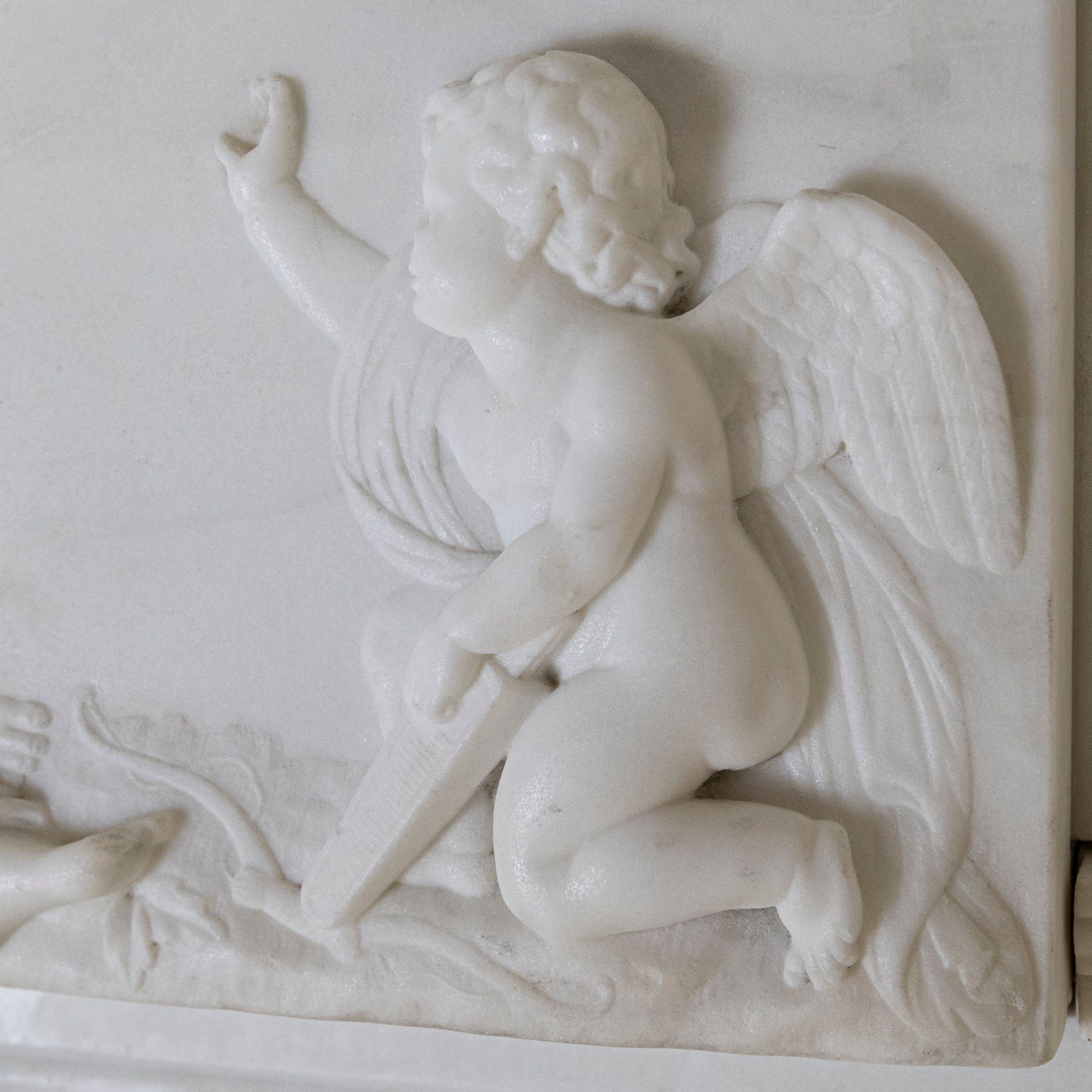 Antique Georgian Carved Statuary Marble Chimneypiece | Neoclassical | The Architectural Forum