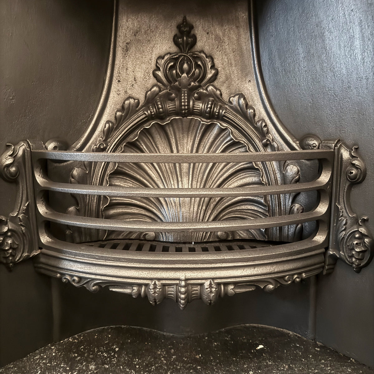 Victorian Horseshoe Cast Iron Insert | The Architectural Forum