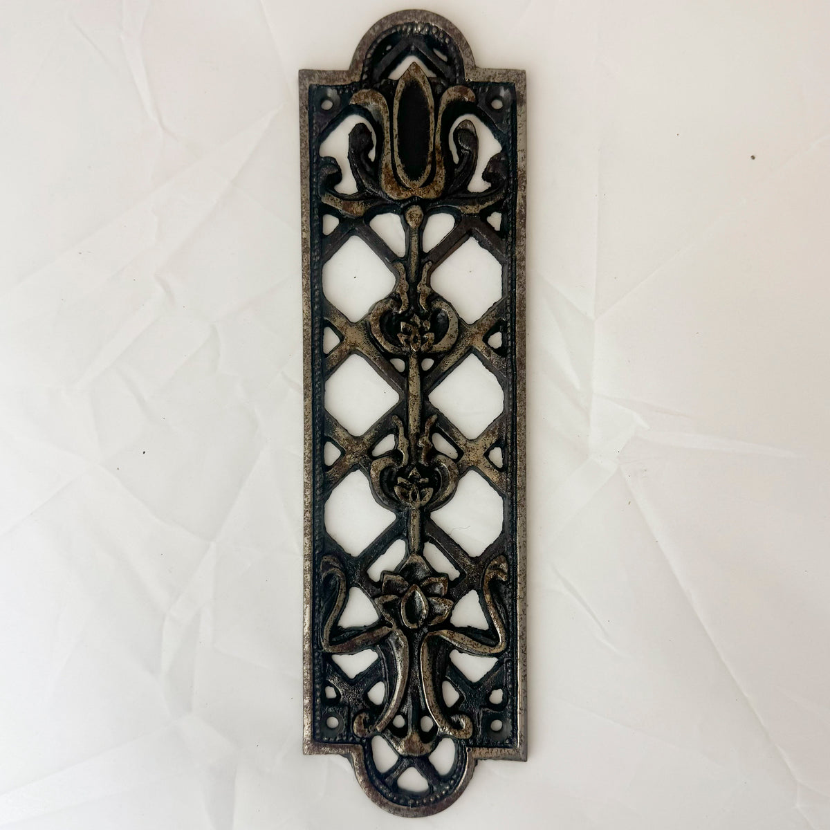 Reclaimed Cast Iron Tulip Finger Plates - 8 Pairs Available | The Architectural Forum