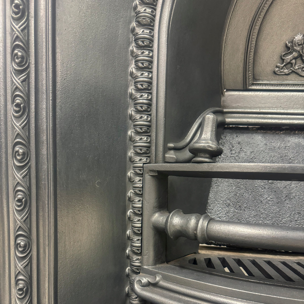 Antique Cast Iron Victorian Fireplace Insert | The Architectural Forum