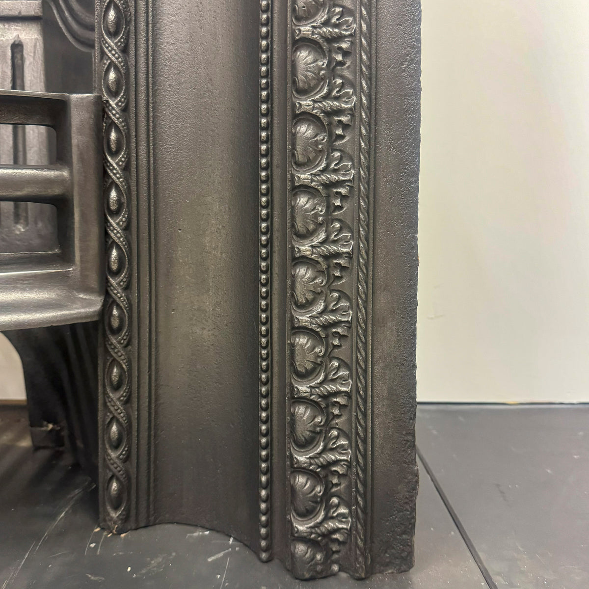 Antique Cast Iron Victorian Fireplace Insert | The Architectural Forum