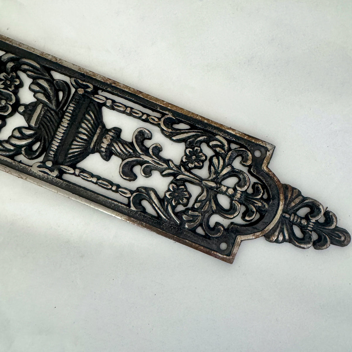 Reclaimed Victorian Style Cast Iron Finger Plates - 31 Pairs Available | The Architectural Forum