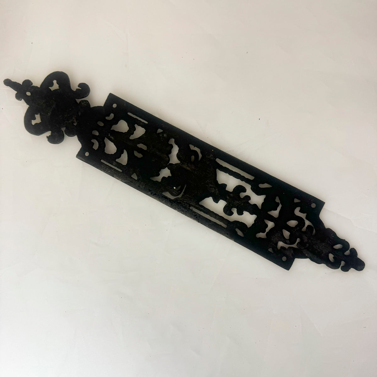 Reclaimed Victorian Style Cast Iron Finger Plates - 31 Pairs Available | The Architectural Forum