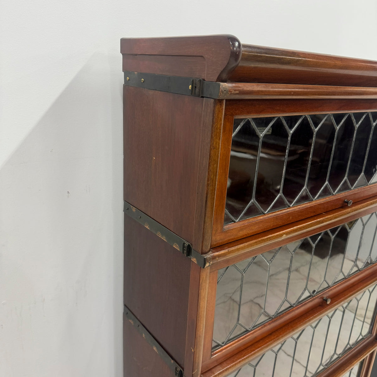 Antique Globe Wernicke Mahogany Leaded Glass Bookcase/Cabinet | The Architectural Forum