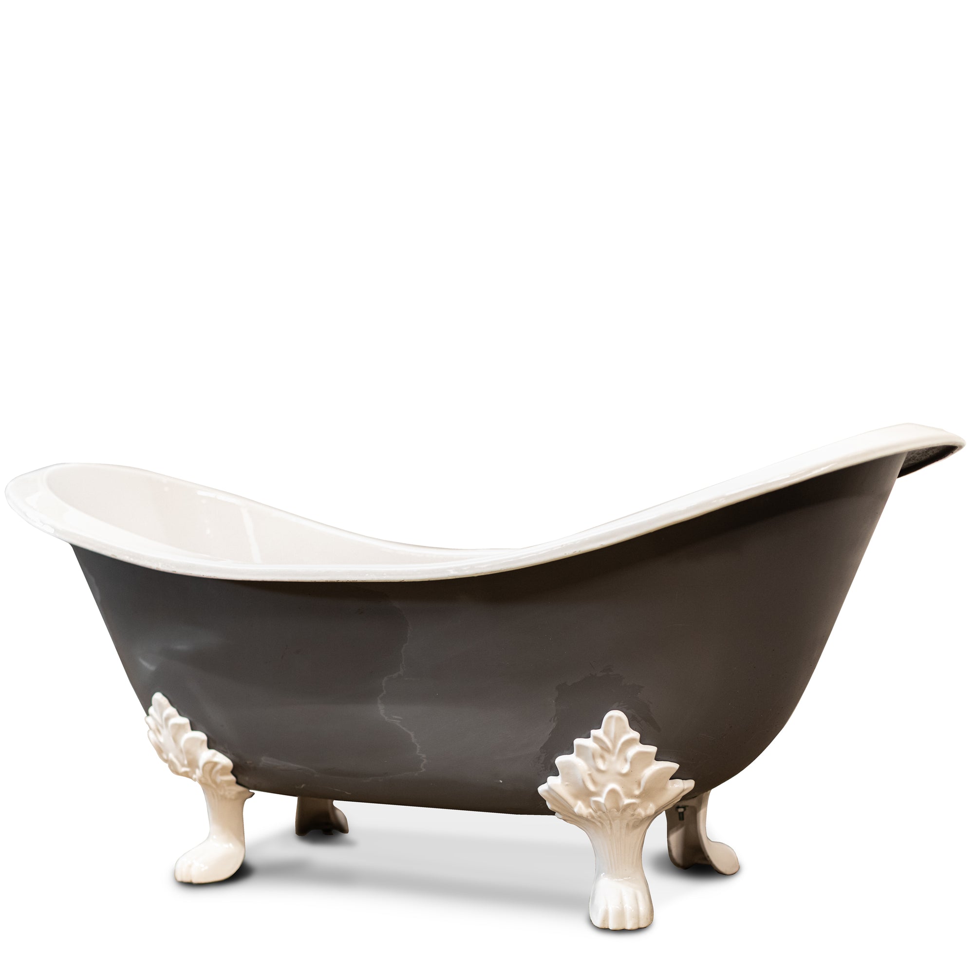 Reclaimed Cast Iron Roll Top Bath Tub with Claw Feet | The Architectural Forum